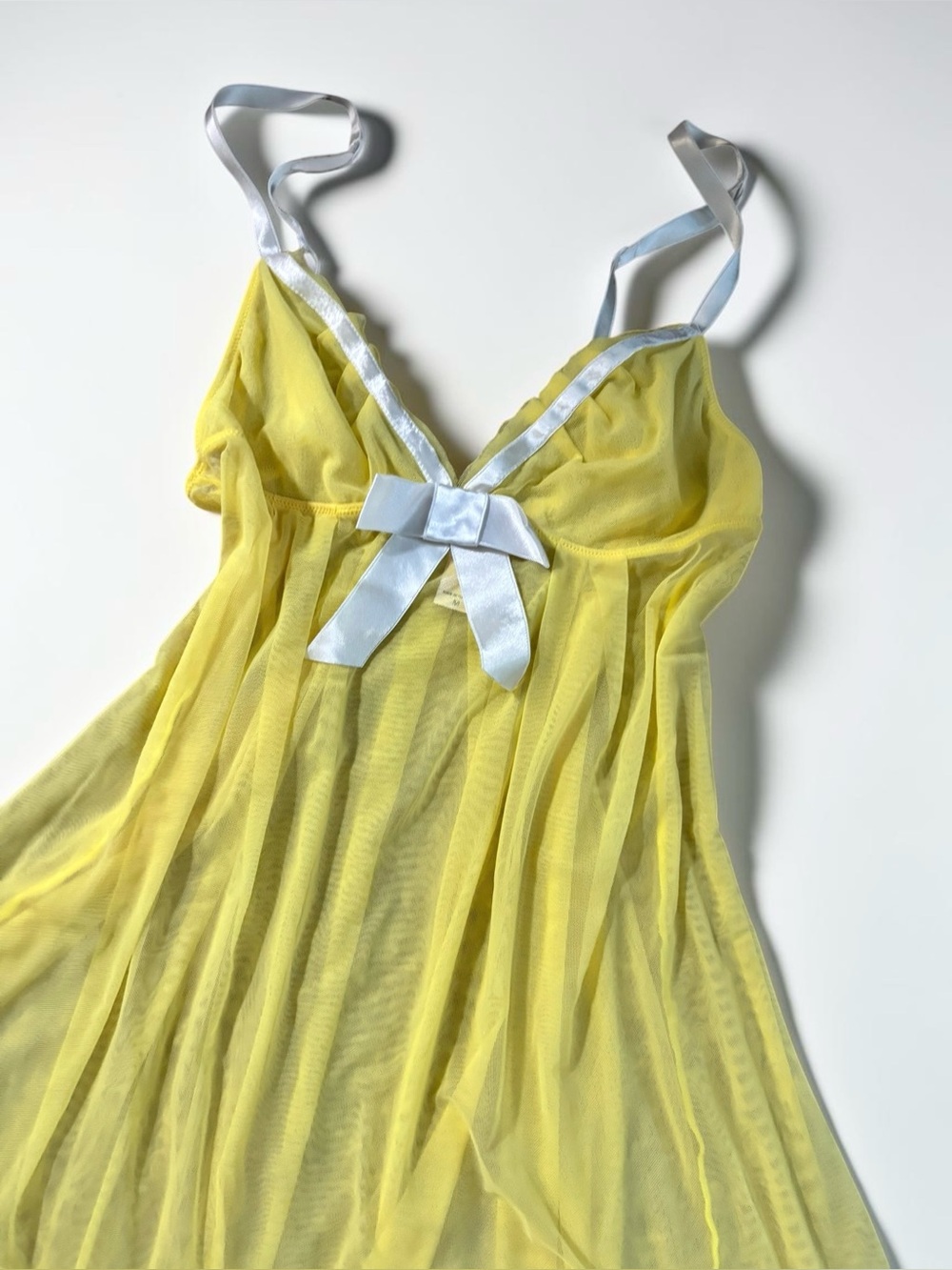 ASO Sabrina Carpenter Vintage Victoria’s Secret Angels Yellow Babydoll Chemise M - Picture 4 of 12